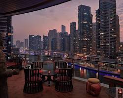 dubai marina at night